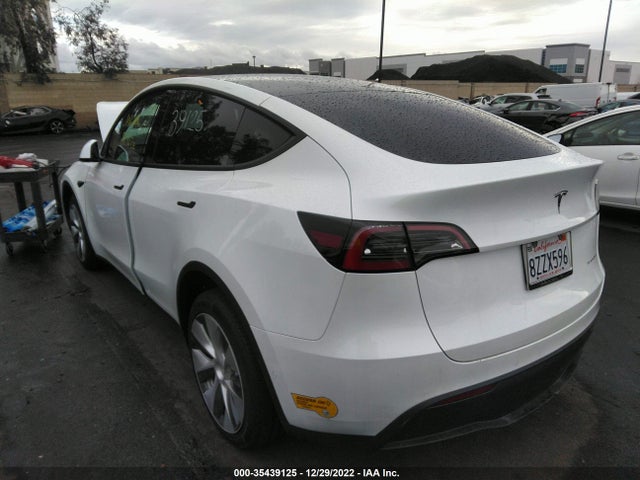 Tesla Model Y 2022 7SAYGDEE3NF371563 Image 3