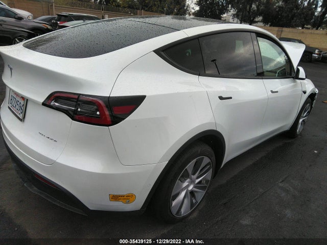 Tesla Model Y 2022 7SAYGDEE3NF371563 Image 4