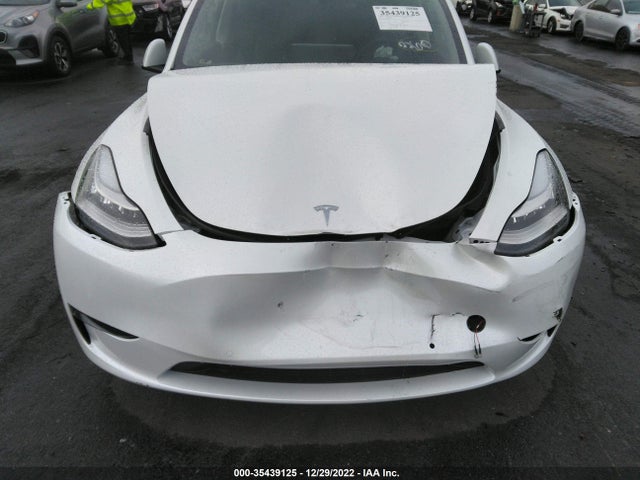 Tesla Model Y 2022 7SAYGDEE3NF371563 Image 6