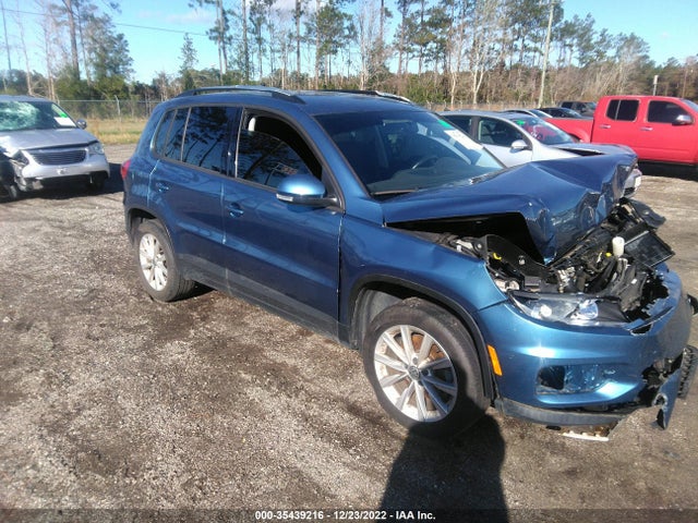 2017 VOLKSWAGEN TIGUAN VIN: WVGAV7AX6HK047393