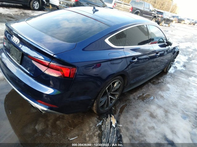 WAUC4CF59JA127814 Audi S5 Sportback Prestige