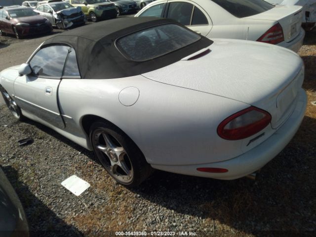 SAJGX2248WC018406 Jaguar XK8