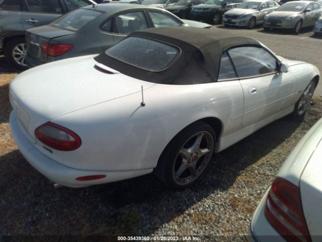 SAJGX2248WC018406 Jaguar XK8