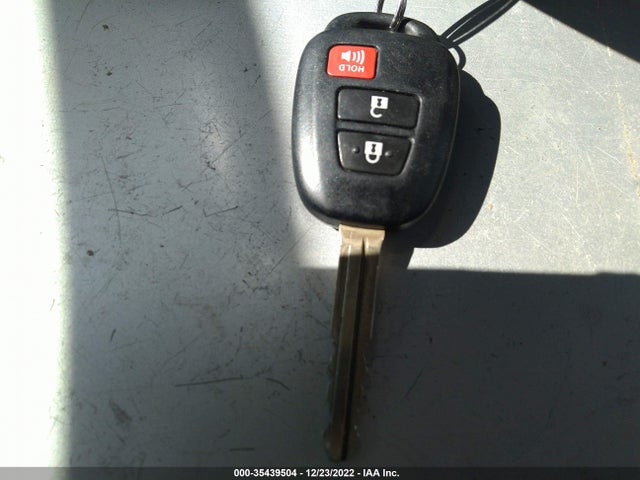2016 Toyota RAV4, VIN: 2T3ZFREV3GW238574