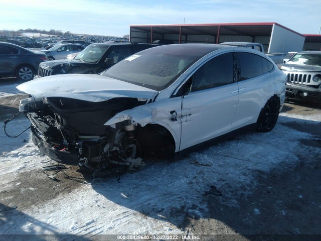 2019 Tesla Model X, VIN: 5YJXCBE44KF161517