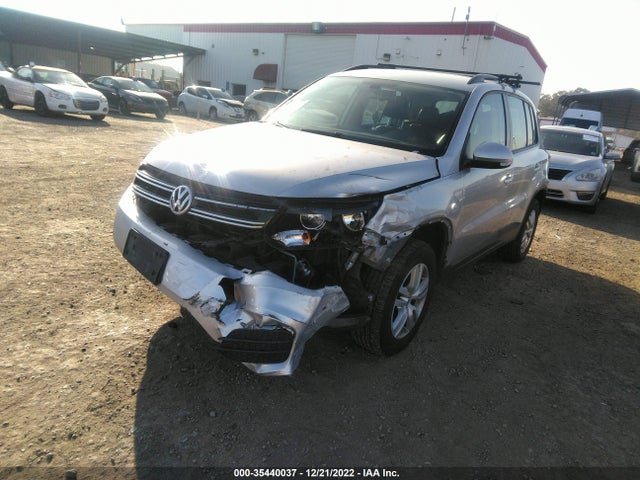 WVGAV7AX8HK033849 Volkswagen TIGUAN