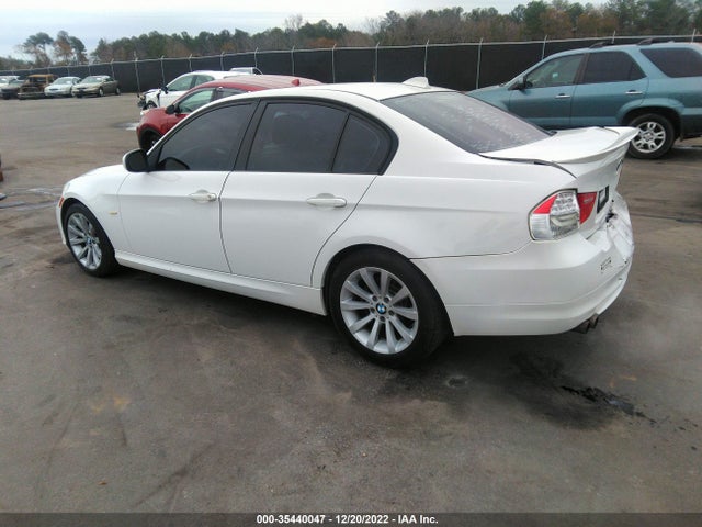 BMW 3 Series 328i 2011 WBAPH5C55BF094224 Image 4
