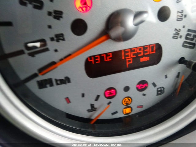 2004 MINI COOPER HARDTOP VIN: WMWRC33414TJ61652