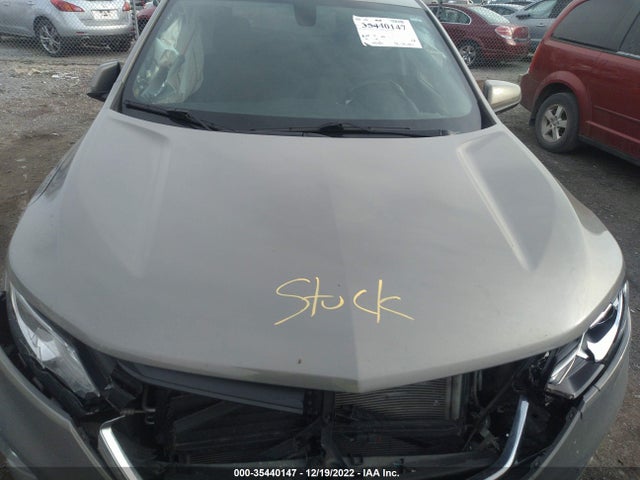 Chevrolet EQUINOX LT 2018 3GNAXSEVXJS527352 Image 11