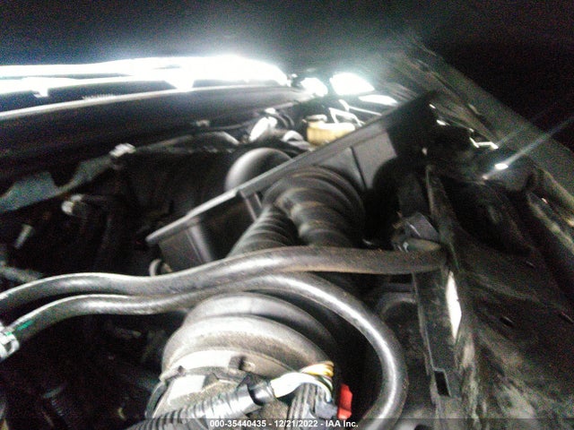 Chevrolet Suburban Premier 2017 1GNSKJKC3HR152840 Image 10