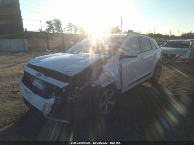 KNDCC3LC5J5175859 KIA NIRO EX