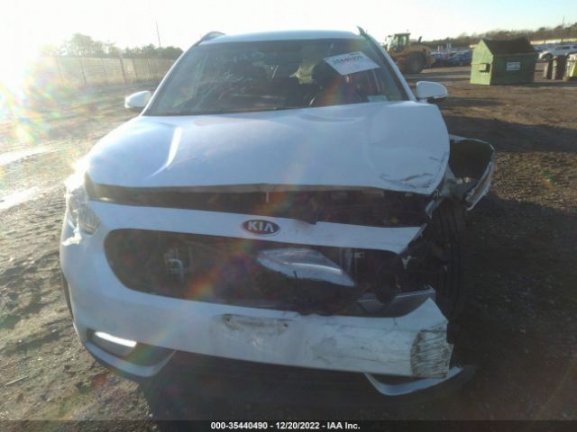 KNDCC3LC5J5175859 KIA NIRO EX