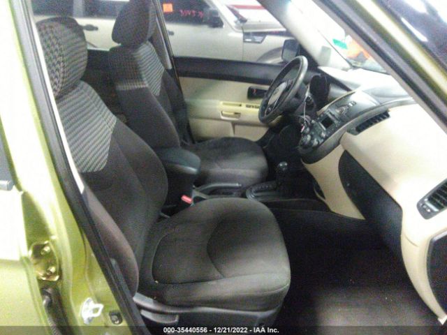 KNDJT2A26A7044729 KIA Soul !