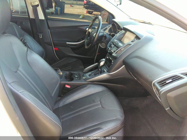 2014 FORD FOCUS TITANIUM VIN: 1FADP3N22EL138983