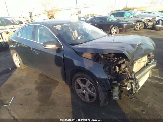 Volvo S60 T5 W/moonroof 2012 YV1622FS6C2110806 main image