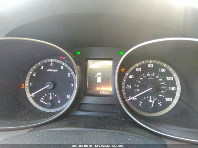 2017 HYUNDAI SANTA FE SE VIN: KM8SMDHF8HU220290