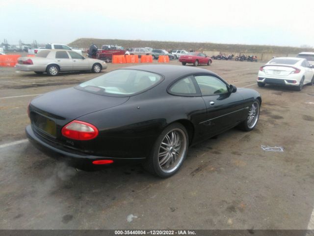 SAJGX5744VC014040 Jaguar XK8