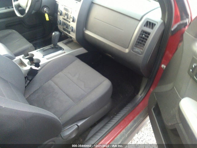 2011 FORD ESCAPE XLT VIN: 1FMCU9D70BKB26441