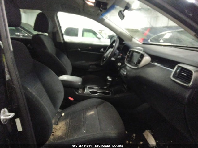 2019 KIA SORENTO LX VIN: 5XYPG4A3XKG509116