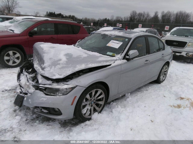2017 BMW 3 Series, VIN: WBA8E5G56HNU22322