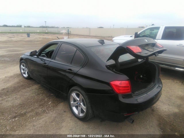 BMW 3 Series 320i 2014 WBA3B1G54ENT01084 Image 3