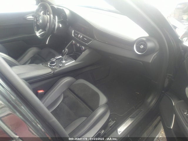 ZARFAMEV7K7600372 Alfa Romeo GIULIA QUADRIFOGLIO