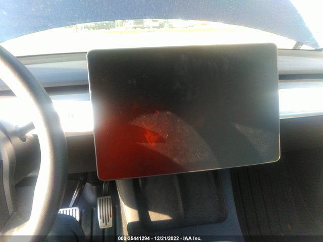 2021 Tesla Model Y, VIN: 5YJYGDEE9MF294967