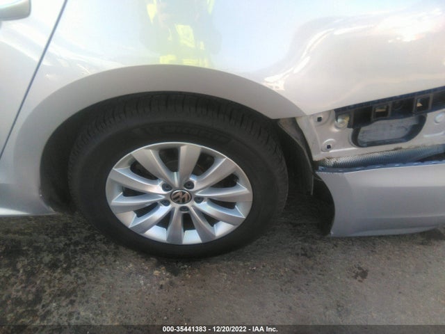 1VWAS7A3XFC013066 Volkswagen Passat 1.8t Wolfsburg Ed