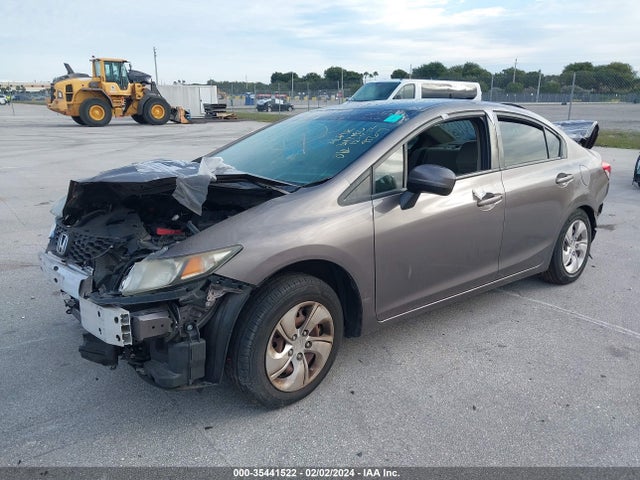2014 HONDA CIVIC LX VIN: 19XFB2F58EE069567