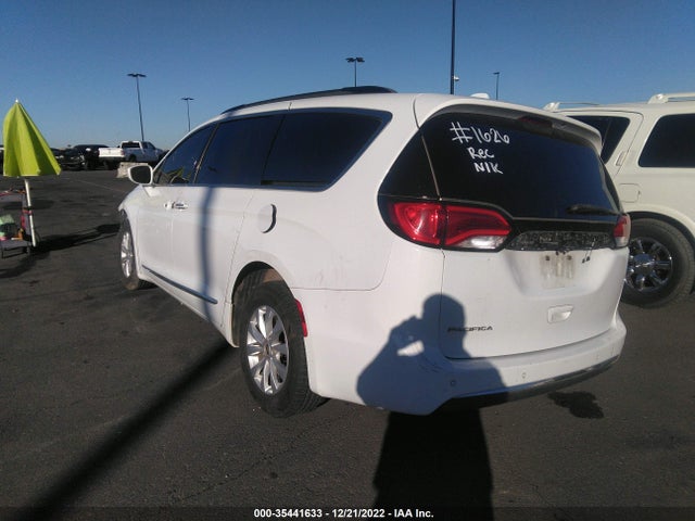 2017 Chrysler Pacifica, VIN: 2C4RC1BG6HR665338