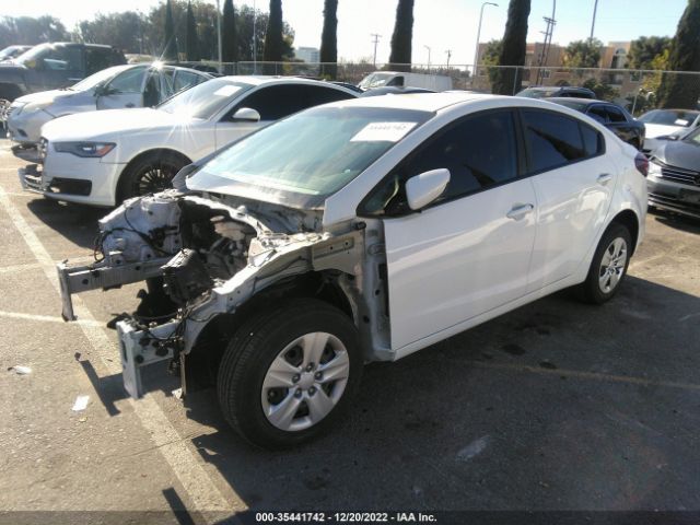 3KPFK4A79JE228966 KIA FORTE LX