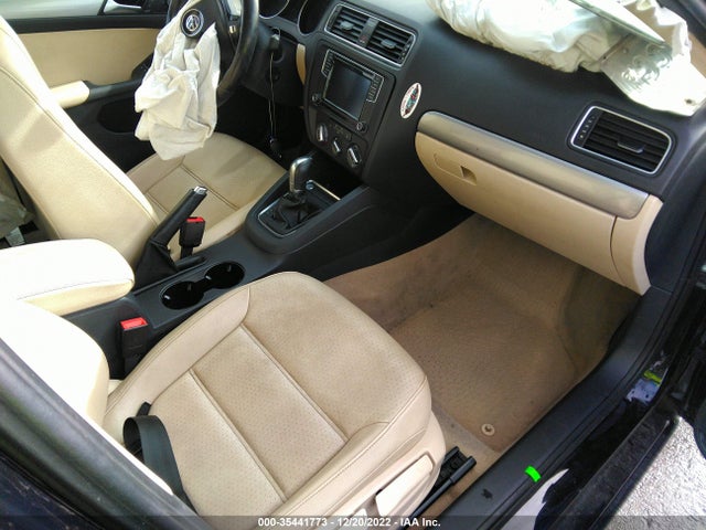 3VWD67AJ9GM261101 Volkswagen Jetta Sedan 1.4t Se W/connectivity