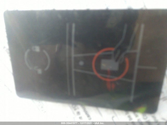 Tesla Model Y Long Range 2021 5YJYGDEE8MF092539 Image 3