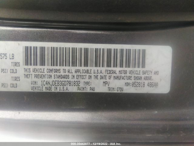1C4NJDEB3GD781832 Jeep Compass Latitude