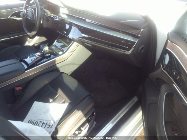 2021 Audi A8, VIN: WAU8EAF84MN006767