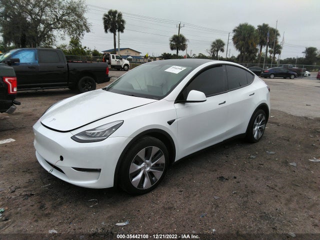 Tesla Model Y 2022 7SAYGDEE9NF322190 Image 2
