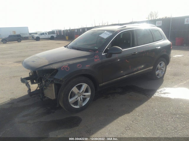 WVGEP9BP7ED012125 Volkswagen Touareg Lux
