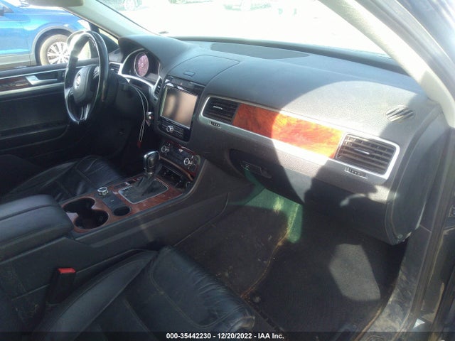 WVGEP9BP7ED012125 Volkswagen Touareg Lux