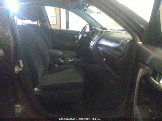 5XYKTCA68EG476177 KIA SORENTO LX