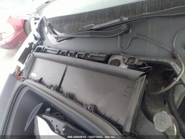 Tesla Model Y Performance 2022 7SAYGDEF6NF494802 Image 11