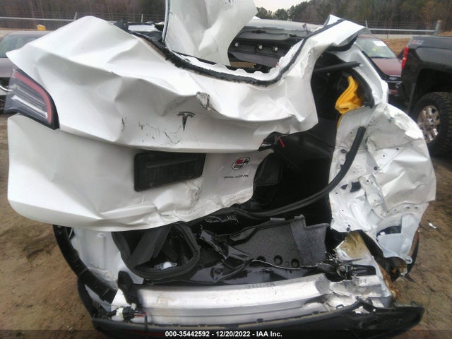 Tesla Model Y Long Range 2021 5YJYGDEE0MF117904 Image 7