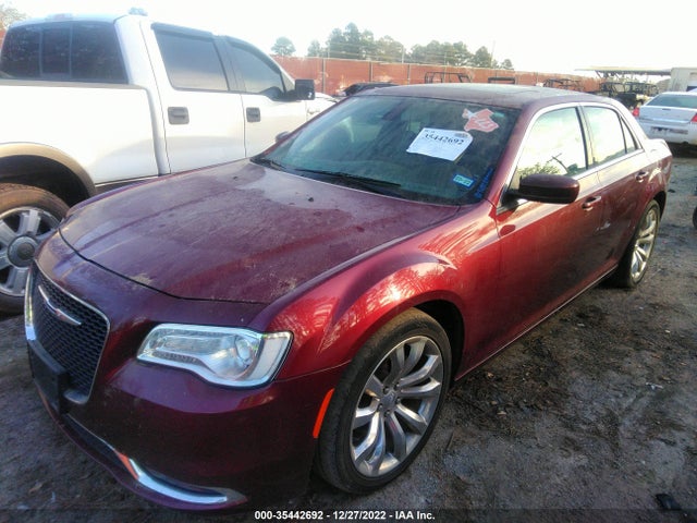 2018 Chrysler 300, VIN: 2C3CCAAG3JH143046