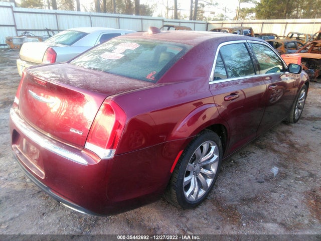 2018 Chrysler 300, VIN: 2C3CCAAG3JH143046