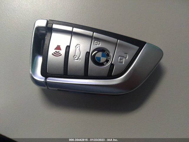 BMW 8 Series 840i 2021 WBAGV2C08MCF06218 Image 11