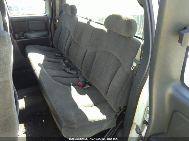 2002 CHEVROLET SILVERADO 1500 LS VIN: 2GCEC19T921310655