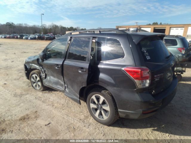 JF2SJAGC7HH568465 Subaru Forester Premium