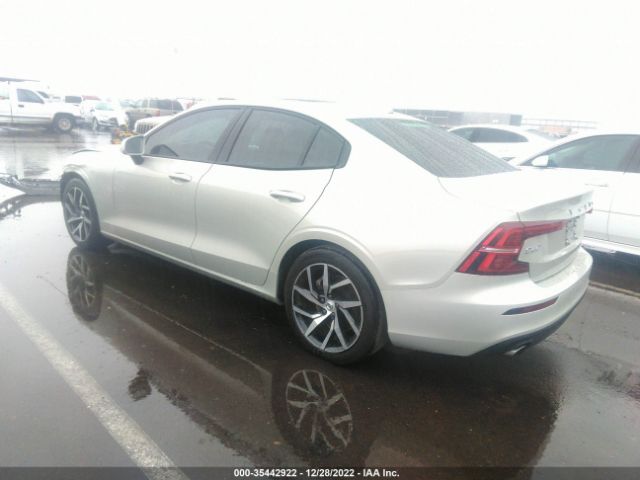 7JR102FK8LG073106 Volvo S60 Momentum