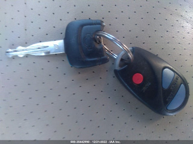 2001 NISSAN PATHFINDER VIN: JN8DR07Y11W528989