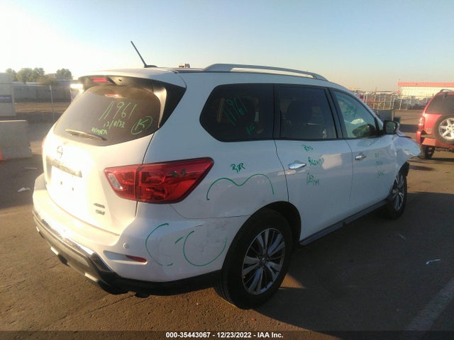 2018 Nissan Pathfinder, VIN: 5N1DR2MM9JC670769