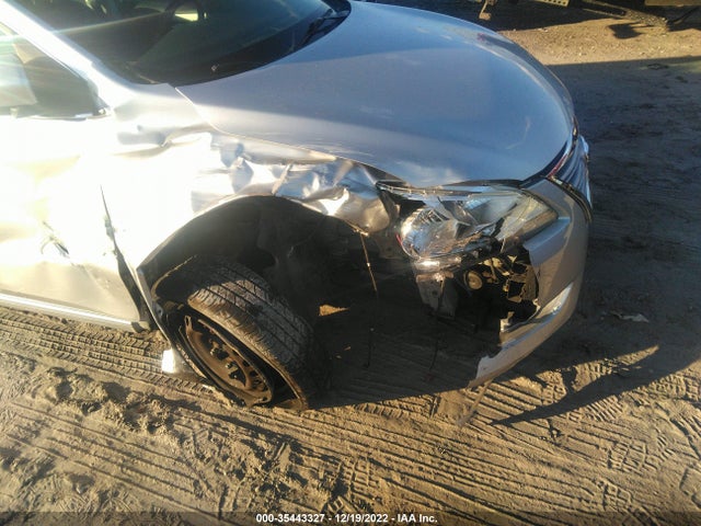 2015 NISSAN SENTRA S VIN: 3N1AB7AP5FY280681